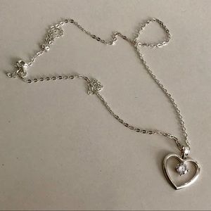 NIB 925 ‘Mom Jordan’ Heart Shaped Pendant